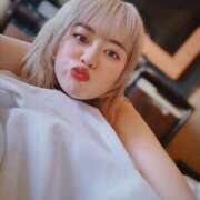 ヒメ日記 2025/11/30 08:32 投稿 滝沢なお 全裸美女からのカゲキな誘惑