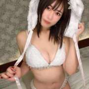 ヒメ日記 2026/01/03 01:12 投稿 滝沢なお 全裸美女からのカゲキな誘惑