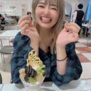 ヒメ日記 2026/07/09 08:08 投稿 滝沢なお 全裸美女からのカゲキな誘惑