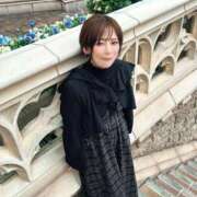 ヒメ日記 2026/08/24 07:48 投稿 滝沢なお 全裸美女からのカゲキな誘惑