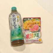 ヒメ日記 2024/09/24 14:36 投稿 すみれ 学校帰りの妹に手コキしてもらった件 谷九