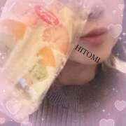 ひとみ 目が♥️ クラブルージュ