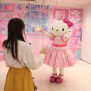 ヒメ日記 2026/07/25 13:05 投稿 はな プールサイド