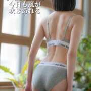 ヒメ日記 2025/10/17 23:42 投稿 すず 梅田アバンチュール