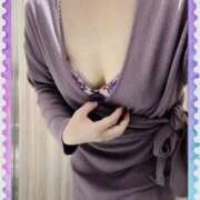 ヒメ日記 2025/04/15 16:36 投稿 しずく 逢って30秒で即尺