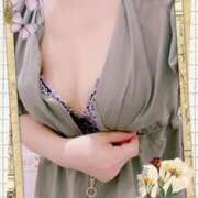 ヒメ日記 2025/06/27 15:20 投稿 しずく 逢って30秒で即尺