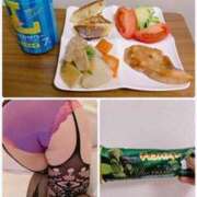 ヒメ日記 2025/08/10 23:03 投稿 しずく 逢って30秒で即尺