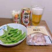 ヒメ日記 2025/08/25 21:51 投稿 しずく 逢って30秒で即尺