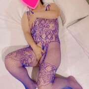 ヒメ日記 2025/08/28 17:47 投稿 しずく 逢って30秒で即尺