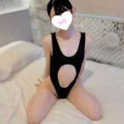 ヒメ日記 2025/05/21 09:50 投稿 【ありす】黒髪妹系美女 コーチと私と、ビート板･･･