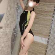 ヒメ日記 2025/08/16 15:58 投稿 【ありす】黒髪妹系美女 コーチと私と、ビート板･･･