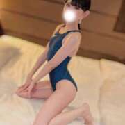 ヒメ日記 2025/08/24 18:03 投稿 【ありす】黒髪妹系美女 コーチと私と、ビート板･･･