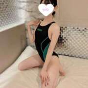 【ありす】黒髪妹系美女 スレンダー水着少女と🤫 コーチと私と、ビート板･･･