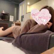 ヒメ日記 2025/12/31 00:26 投稿 本多　ゆきな☆超絶美少女 ～地元厳選美女がお出迎え～私の部屋にキテネ！トレビの泉