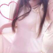 りあ【エッチで綺麗なお姉さん】 もうこんな時間…おやすみ♡ LIPS(リップス)