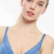 エミリ いっぱいだしてね 金蜜