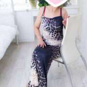 綾野　れ　ん ゴエンネ La elf（ラ・エルフ）