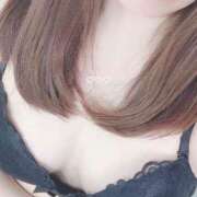 ひじり 出勤予定！ 全裸の女神orいたずら痴漢電車