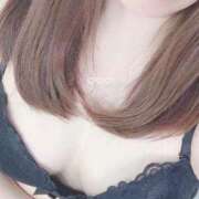 ひじり 出勤予定！ 全裸の女神orいたずら痴漢電車