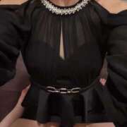 ヒメ日記 2025/11/26 09:38 投稿 渚 高津角えび