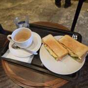 イナ (=ﾟωﾟ=) バイオレンス