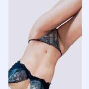 初美　にこる 🌺 OL精薬