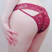 もも スーパーの狭い通路にて…😩 奥様の実話 なんば店