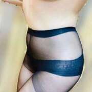 レイナ 明日は15:00から出勤❣️ 西川口前立腺研究所