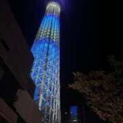 しの お店にいるよ🌀 桃色クリスタル