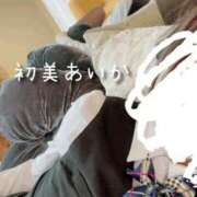 初美　あいか 今週も頑張りましょ🥰❤️ OLアフター5