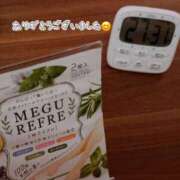 ヒメ日記 2025/10/16 04:08 投稿 咲子 Lip Trip