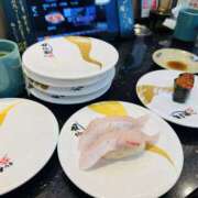 ヒメ日記 2025/12/11 13:20 投稿 咲子 Lip Trip