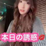 りつ 【最新☀️】本日の私服👖💓 ホワイトベル