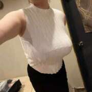 ヒメ日記 2025/05/04 18:21 投稿 花嶋りく Versailles