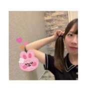 えま 出勤してます🐰🍭 キューティーハニー