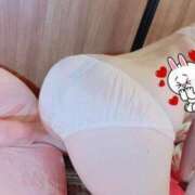 ヒメ日記 2025/09/24 14:16 投稿 めいちゃん もう！本物じゃなきゃ満足出来ない～アンアン吠える女子大生～