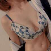 ヒメ日記 2025/12/20 17:03 投稿 えりな 美少女宅急便