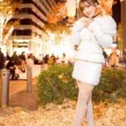 ヒメ日記 2025/12/03 07:13 投稿 ♪すみれ 水色りぼん