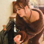 ヒメ日記 2025/12/18 07:33 投稿 ♪すみれ 水色りぼん