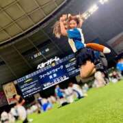 ヒメ日記 2025/12/31 06:33 投稿 ♪すみれ 水色りぼん