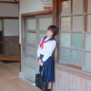 ヒメ日記 2025/04/10 11:12 投稿 綾波　しおり 夜這い＆イメクラ妄想する女学生たち谷九校