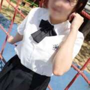 ヒメ日記 2025/04/25 09:42 投稿 綾波　しおり 夜這い＆イメクラ妄想する女学生たち谷九校