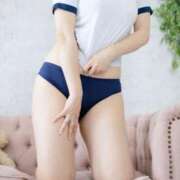 ヒメ日記 2025/08/20 11:28 投稿 綾波　しおり 夜這い＆イメクラ妄想する女学生たち谷九校