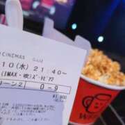 ヒメ日記 2025/12/11 00:22 投稿 綾波　しおり 夜這い＆イメクラ妄想する女学生たち谷九校