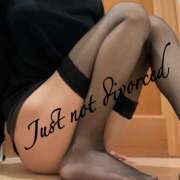 ヒメ日記 2025/06/03 12:19 投稿 花咲 ただ離婚してないだけ