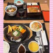 かなえ 鰻とステーキ❤️ ニューヨークニューヨーク