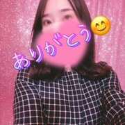 しおり若奥 今夜お正月🎍出勤ラストでーす(♥´꒳`*)(*´꒳`♥) 未熟な若奥