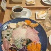 みな こんばんは(^^) 熟女の風俗最終章 仙台店