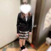 るい 出勤 渋谷添い寝女子