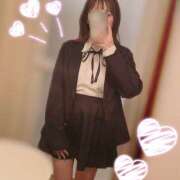 みみ これから出勤🐈‍⬛ 制服天国（ユメオト）